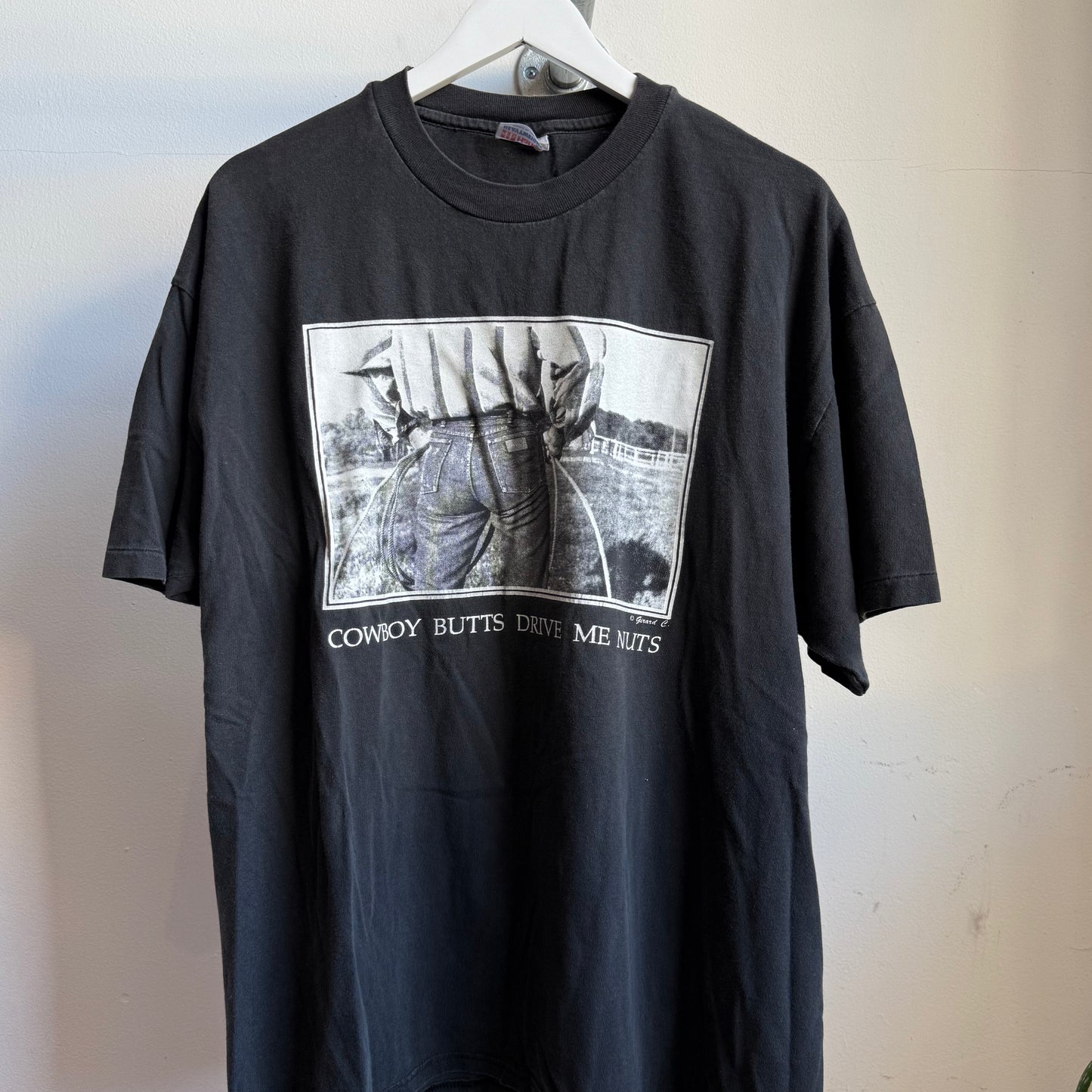 cowboy butts tee