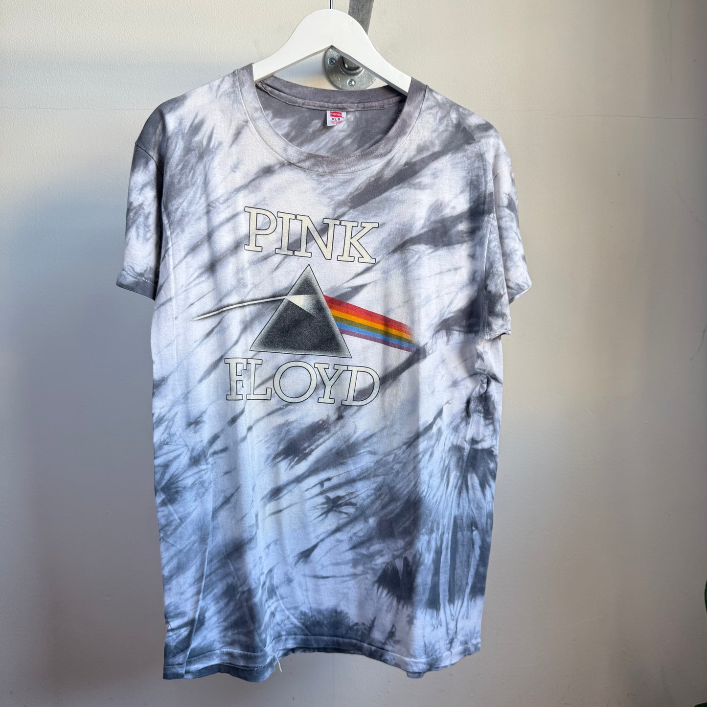 pink floyd ‘dark side of the moon’ tiedye tee - m