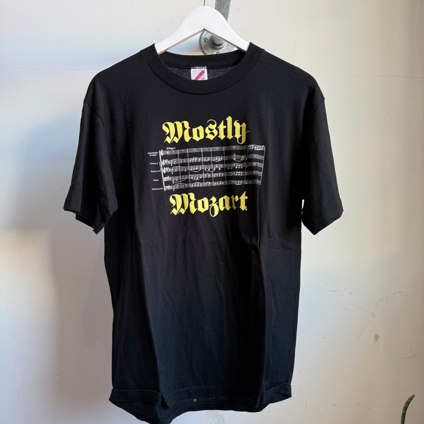 mozart notes tee - l