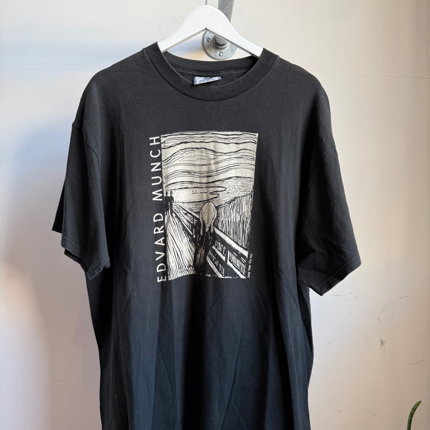 edward munch 'the scream' tee - xl
