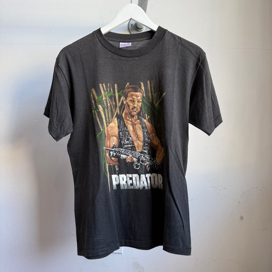 arnold schwarzenegger predator tee - m