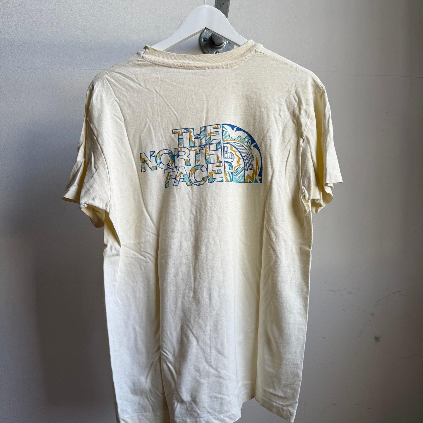 the north face tee - m