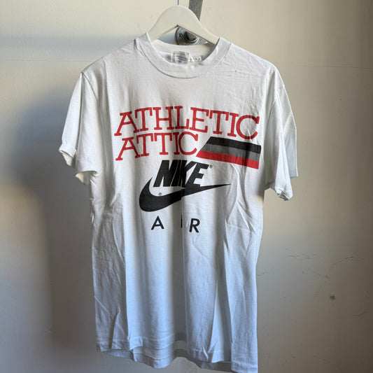 nike atheletic attic tee - l