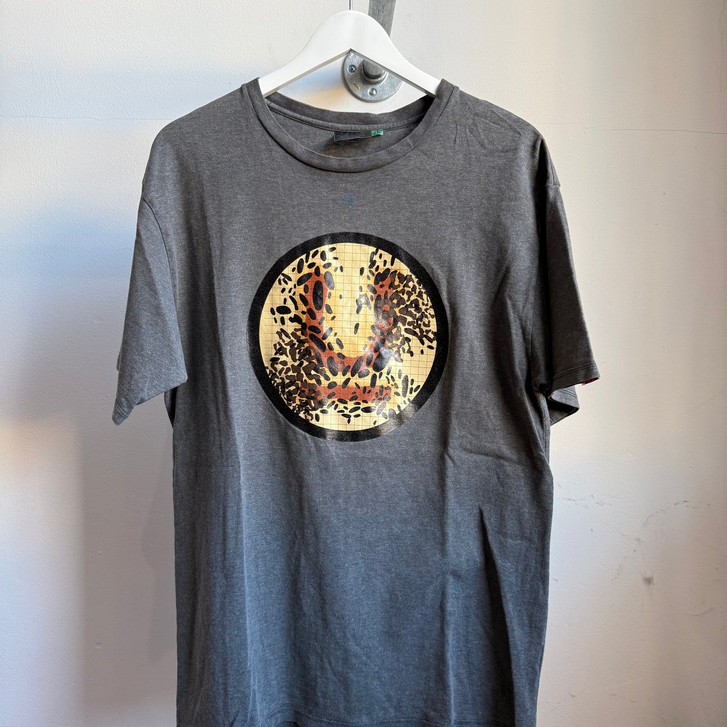 undercover bacteria tee - m
